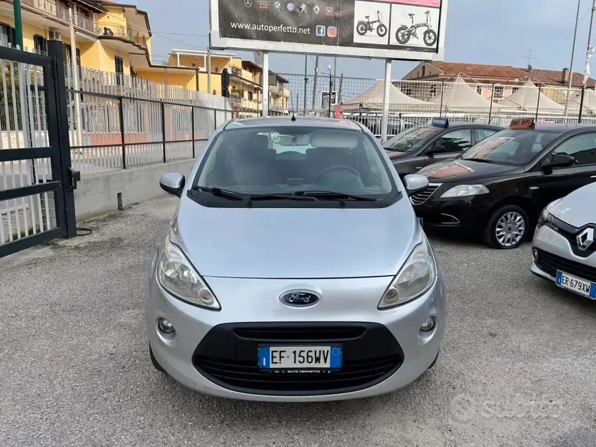Usata Ford Ka 69 CV (50 kW) 2010 Grigio Utilitaria