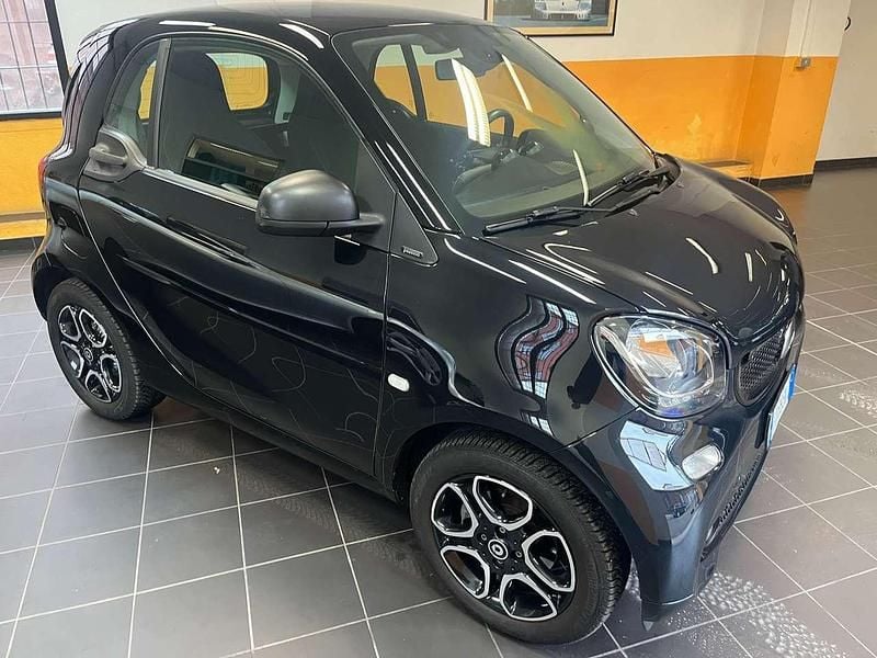 Nero Usata 2019 Smart ForTwo Coupé Passion Coupé | 15.900 € (Cara) - Immagine 1/4