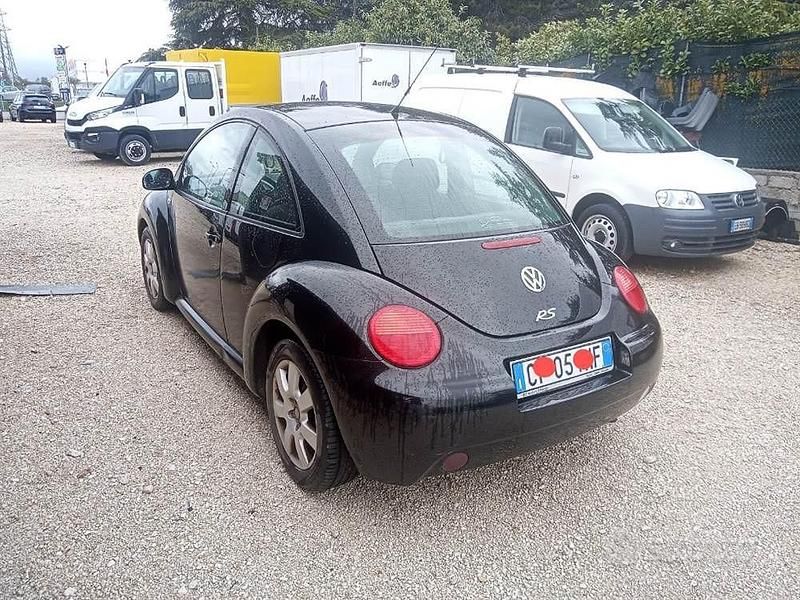 Usata VW New Beetle 101 CV (74 kW) 2002 Utilitaria
