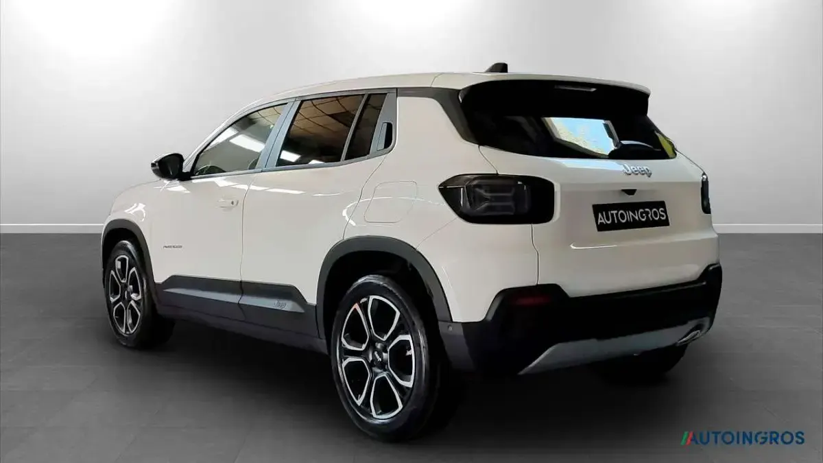 Usata Jeep Avenger Summit 101 CV (74 kW) 2024 Snow SUV