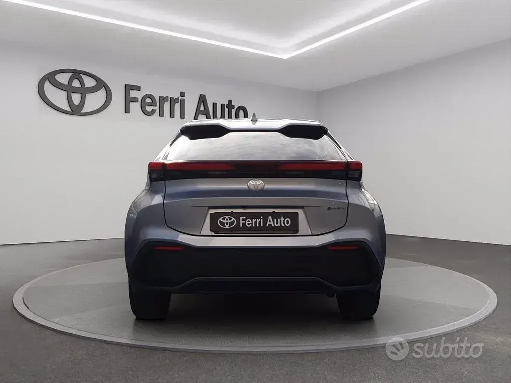 Usata Toyota C-HR Eco 223 CV (164 kW) 2025 Grigio SUV
