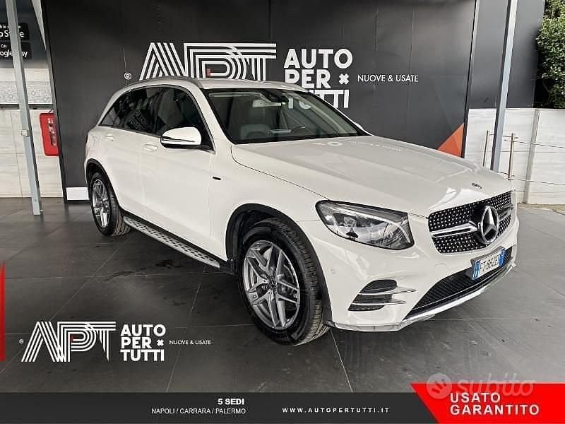 Begagnad Mercedes GLC220 Premium 194 HK (142 kW) 2019 Vit SUV