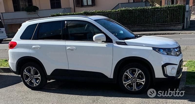 Bianco Usata 2017 Suzuki Vitara Tre volumi | 16.800 € (Buon prezzo) - Immagine 1/4