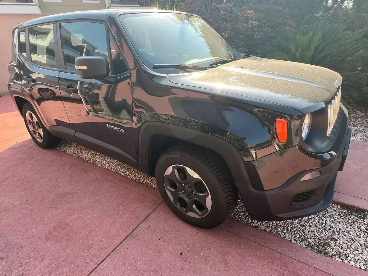 Usata Jeep Renegade Longitude 110 CV (80 kW) 2018 Nero SUV