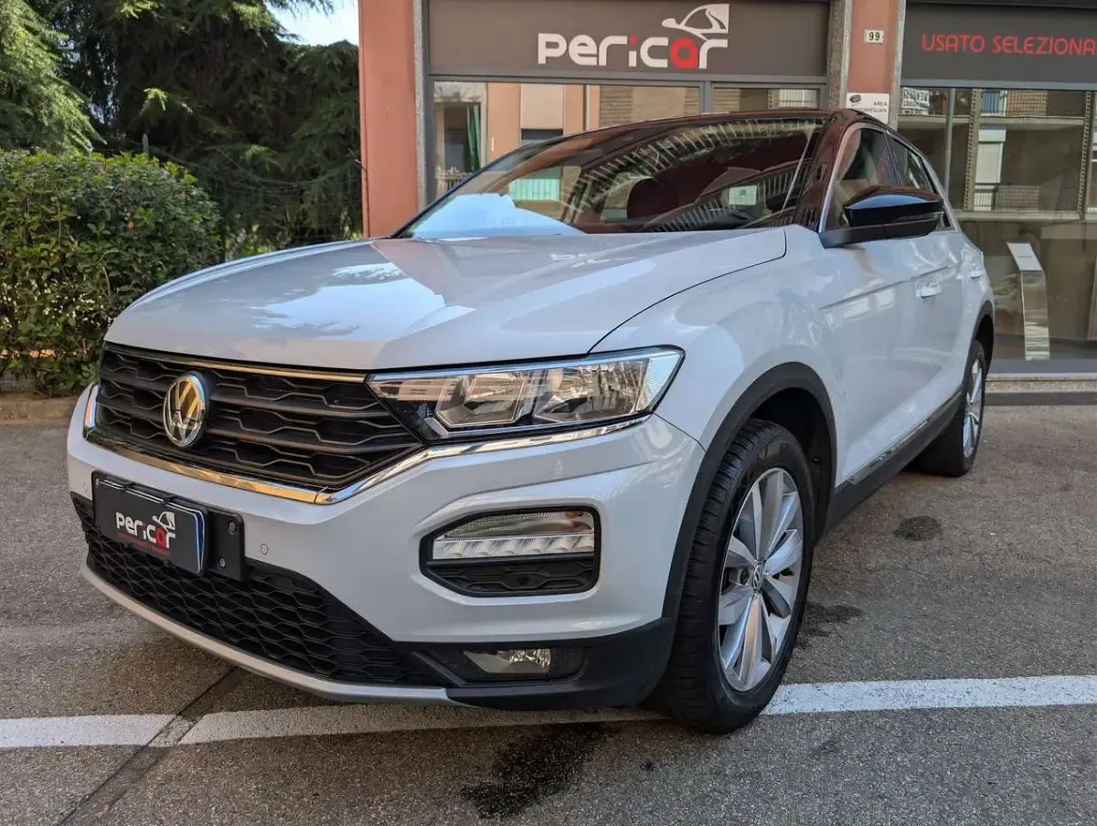 Usata VW T-Roc Advance 116 CV (85 kW) 2019 Grigio SUV