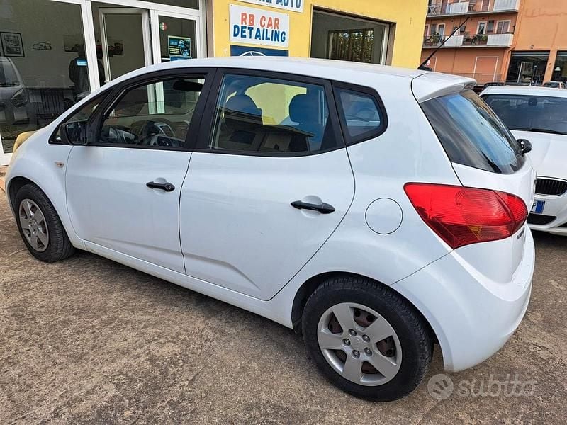 Usata Kia Venga 2010 Bianco Utilitaria