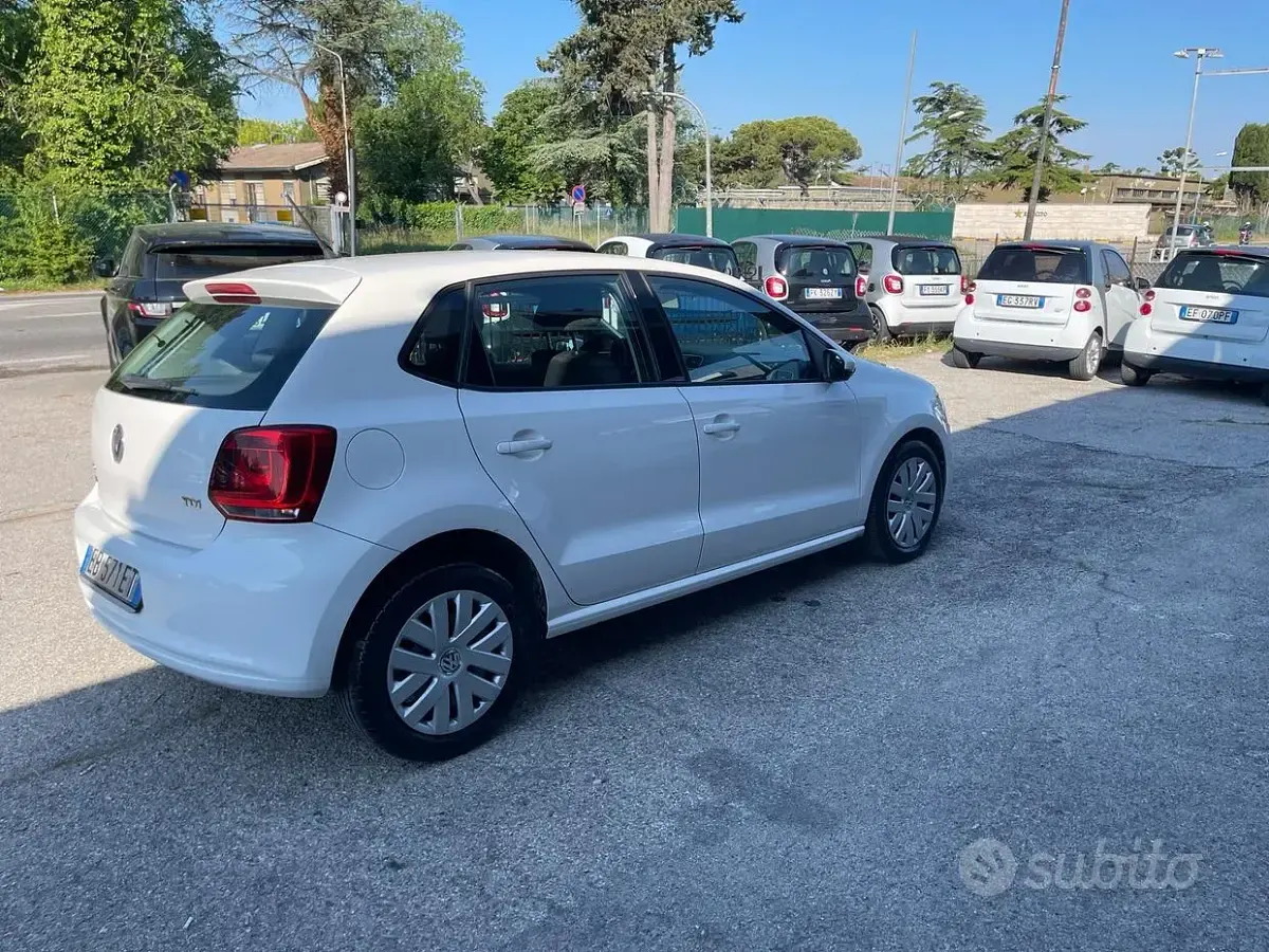 Usata VW Polo Comfortline 90 CV (66 kW) 2010 Bianco Utilitaria