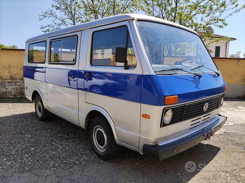 Usata VW Caravelle 74 CV (54 kW) 1982 Blu Monovolume