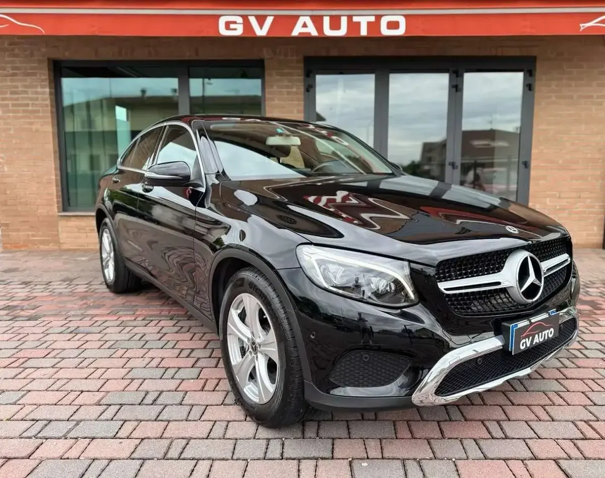 Usata Mercedes GLC220 170 CV (125 kW) 2018 Nero SUV
