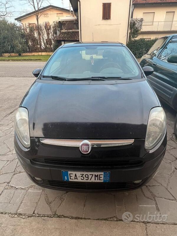 Usato 2010 Fiat Punto Evo 1.2 Benzin 65 CV (3.000 €)
