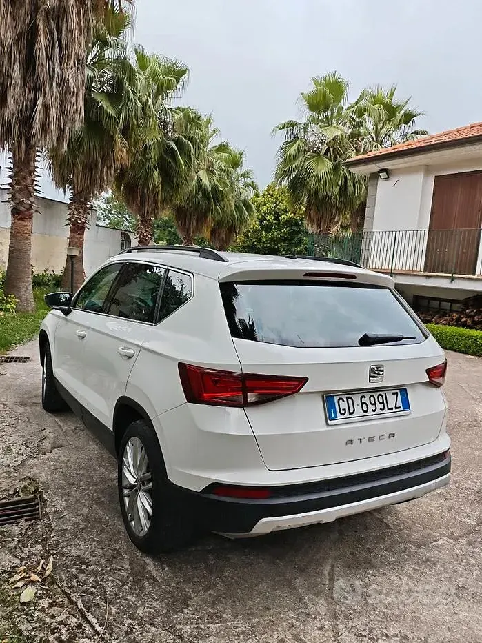 Usata Seat Ateca XCELLENCE 116 CV (85 kW) 2018 Bianco SUV