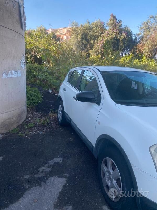 Usata Nissan Qashqai 106 CV (77 kW) 2009 Bianco SUV