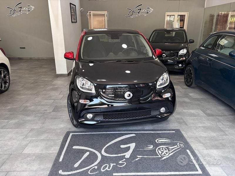 Nero Usata 2017 Smart ForFour Brabus Xclusive Tre volumi | 18.500 € (Cara) - Immagine 1/4