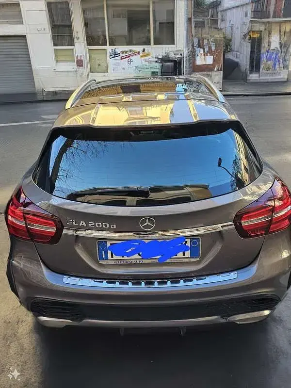 Usata Mercedes GLA200 Premium 136 CV (100 kW) 2017 SUV