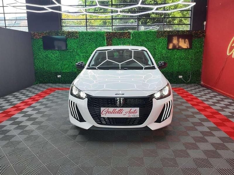 Usata Peugeot 208 Style 75 CV (55 kW) 2024 Bianco Utilitaria