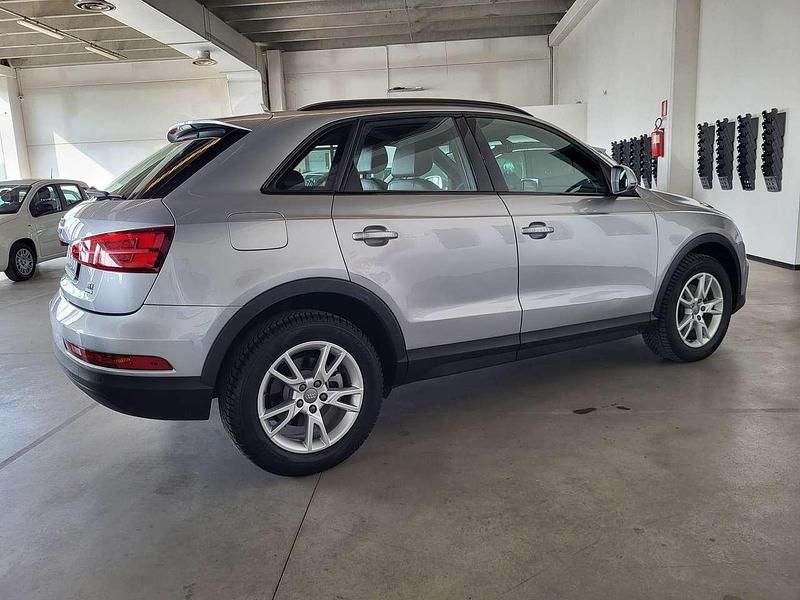 Usata Audi Q3 Business 150 CV (110 kW) 2016 Argento SUV