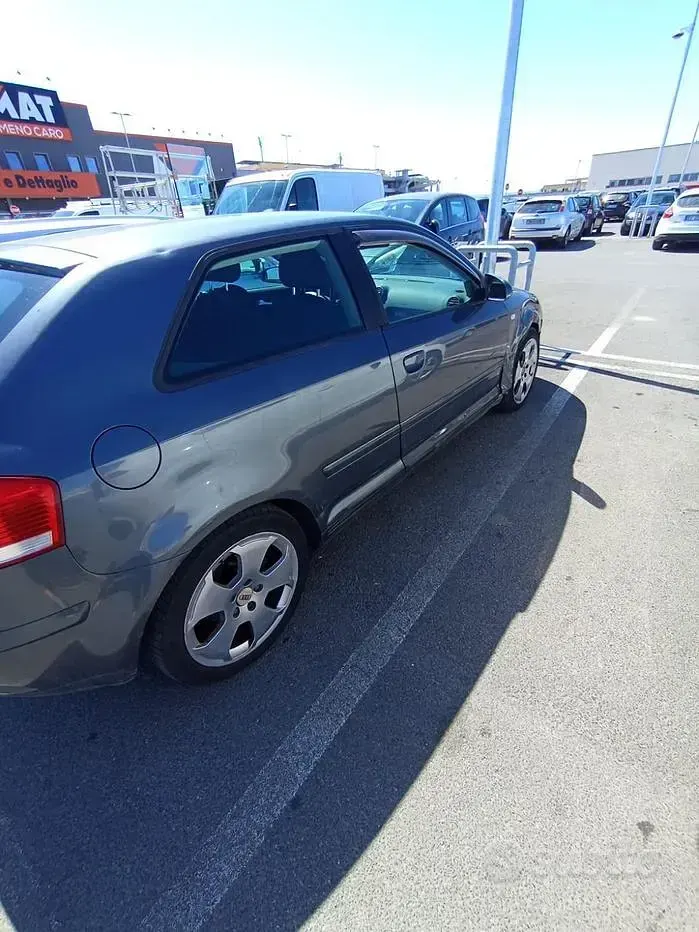 Usata Audi A3 105 CV (77 kW) 2004 Utilitaria