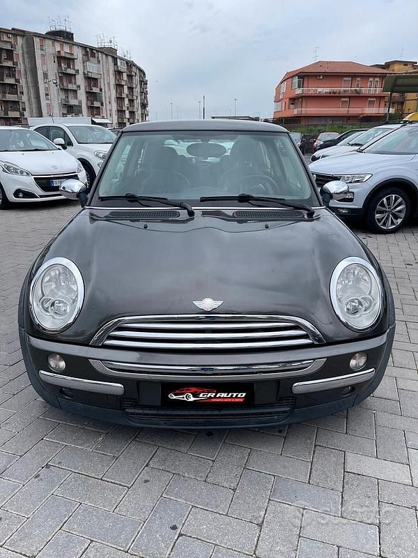 Marrone Usata 2006 Mini One D Due volumi | 4490 € (Molto cara) - Immagine 1/4
