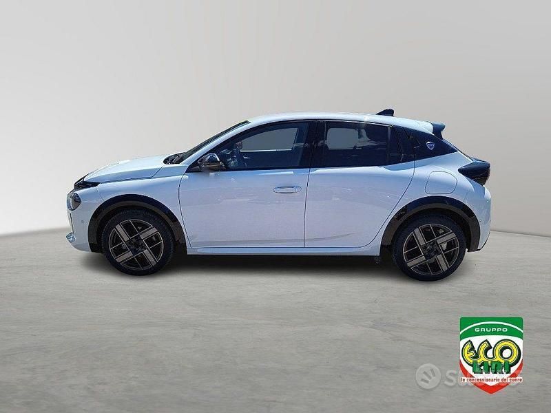 Nuova Lancia Ypsilon 100 CV (73 kW) 2025 Bianco Utilitaria