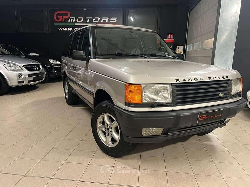 Usata Land Rover Range Rover HSE 218 CV (160 kW) 1999 Grigio SUV