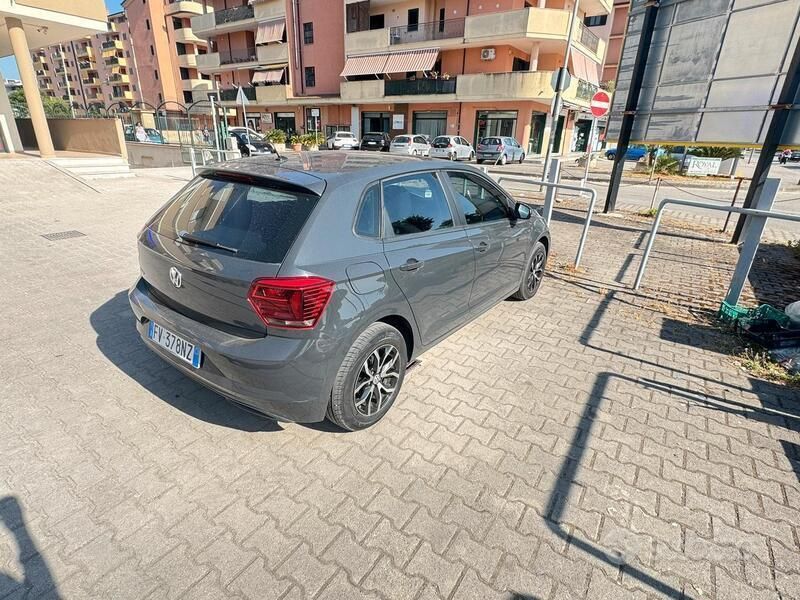 Usata VW Polo 75 CV (55 kW) 2019 Grigio Berlina