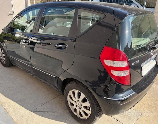 Usata Mercedes A200 2005 Nero Monovolume