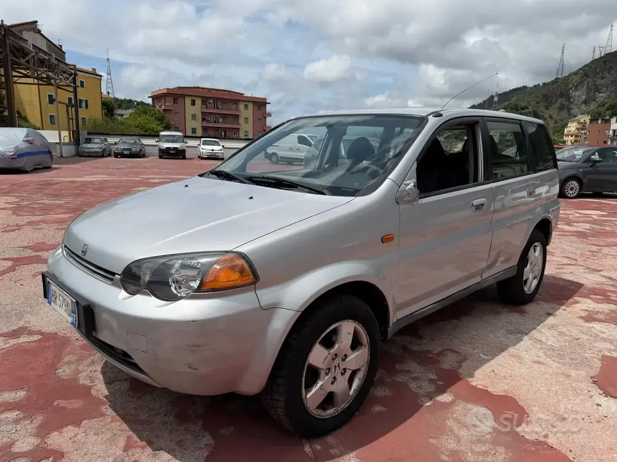 Usata Honda HR-V 105 CV (77 kW) 2001 Grigio SUV