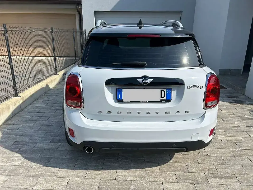 Usata Mini Cooper D Countryman Business 150 CV (110 kW) 2018 Bianco SUV