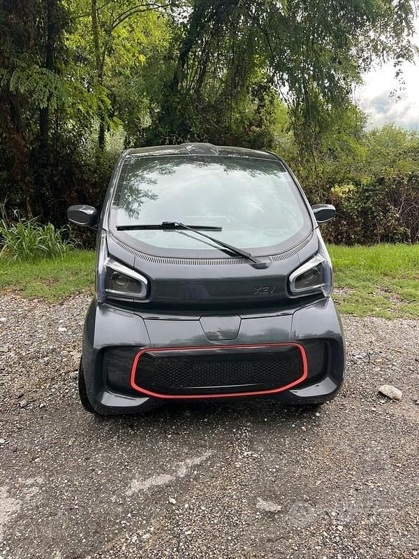 Nero Usata 2023 XEV Yoyo Due volumi | 10.000 € (Buon prezzo) - Immagine 1/4