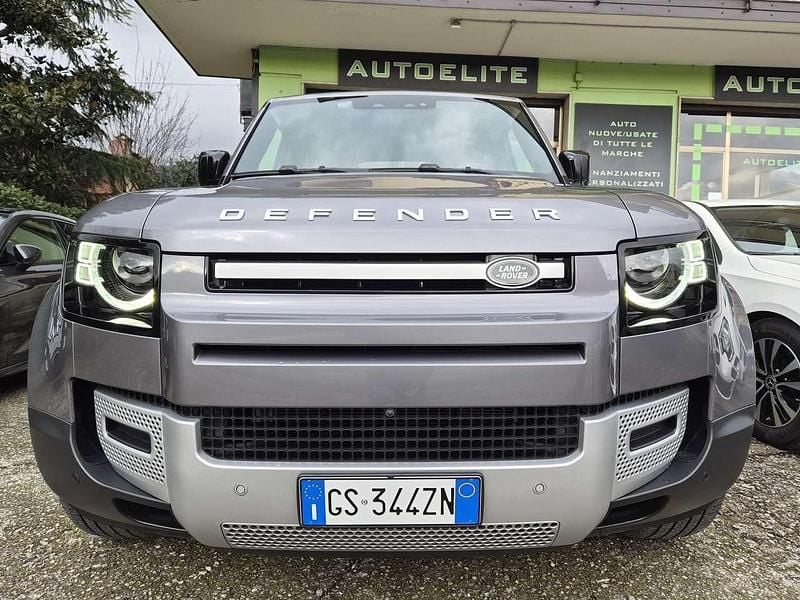 Usata Land Rover Defender SE Dynamic 200 CV (147 kW) 2024 Grigio SUV