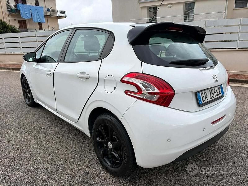 Usata Peugeot 208 Sport 2013 Bianco Utilitaria