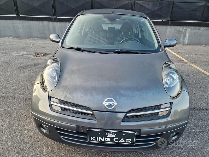 Grigio Usata 2007 Nissan Micra Acenta Due volumi | 3500 € (Buon prezzo) - Immagine 1/4