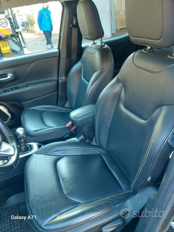 Usata Jeep Renegade 120 CV (88 kW) 2017 Grigio SUV