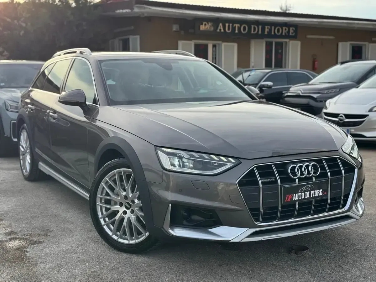 Usata Audi A4 Allroad Comfort 203 CV (149 kW) 2021 Grigio Station wagon