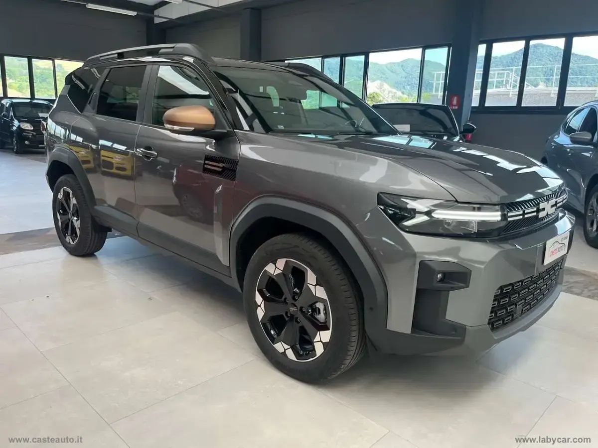 Nuova Dacia Bigster Extreme 140 CV (102 kW) 2026 Grigio SUV