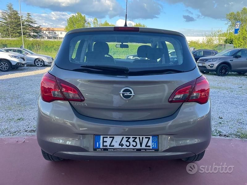 Usata Opel Corsa 90 CV (66 kW) 2015 Grigio Utilitaria