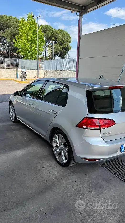 Usata VW Golf VII 105 CV (77 kW) 2014 Grigio Berlina
