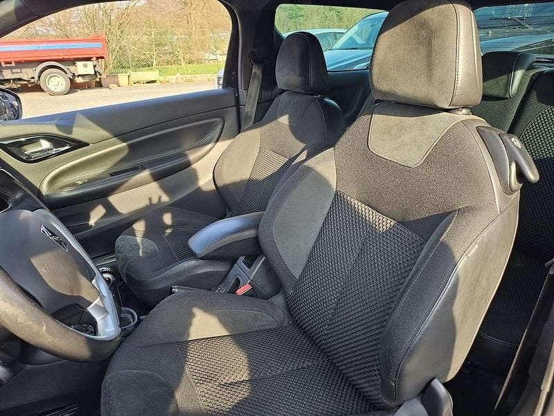 Usata Citroën DS3 82 CV (60 kW) 2013 Nero Berlina