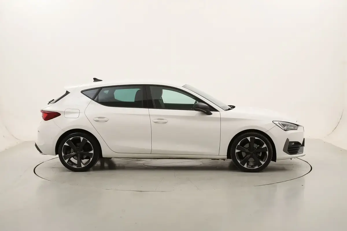 Usata Cupra Leon 150 CV (110 kW) 2024 Berlina