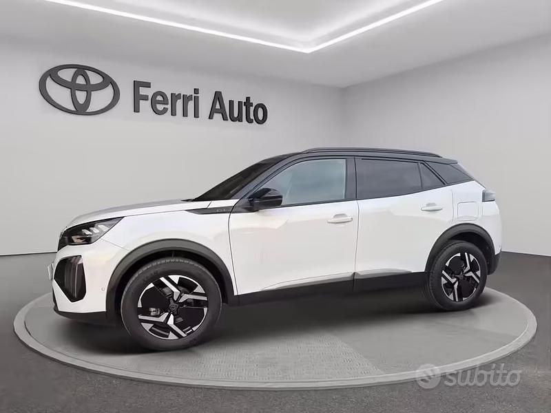 Usata Peugeot 2008 GT 131 CV (96 kW) 2023 Bianco SUV