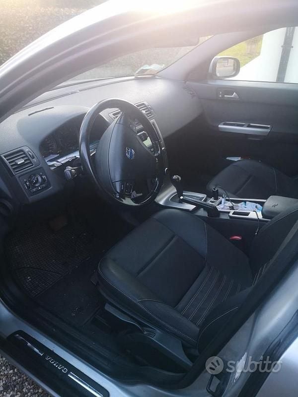 Usata Volvo V50 136 CV (100 kW) 2009 Grigio Station wagon