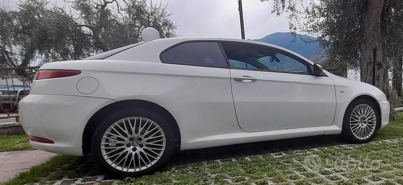 Occasion Alfa Romeo GT 150 PK (110 kW) 2006 Wit Coupé