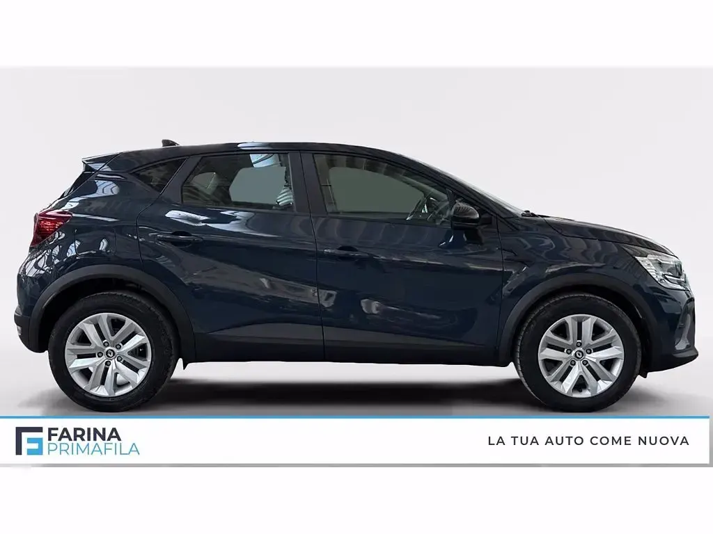 Usata Renault Captur Equilibre 101 CV (74 kW) 2023 Blu marine SUV