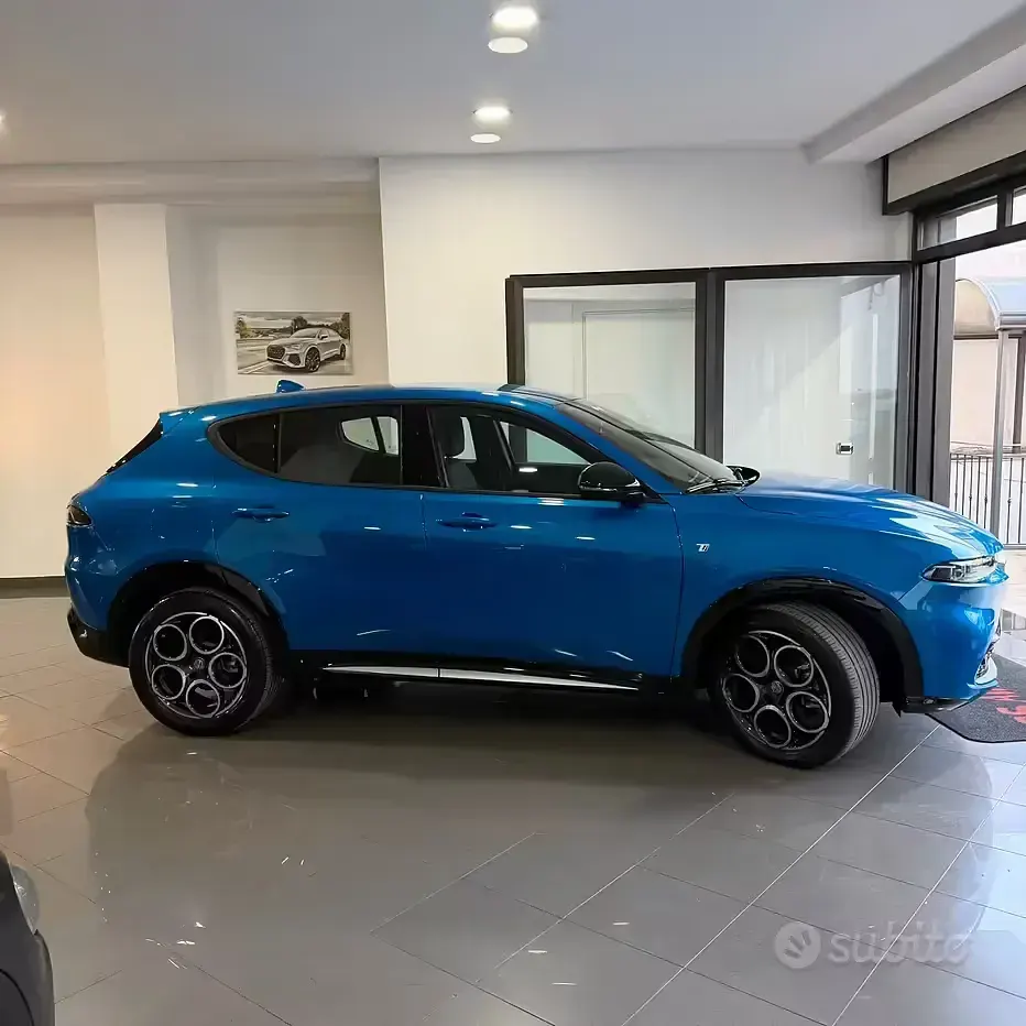 Usata Alfa Romeo Tonale Ti 131 CV (96 kW) 2024 Blu SUV