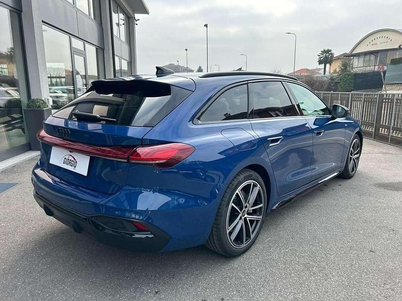 Nuova Audi A5 S-Line 204 CV (150 kW) 2025 Blu Coupé