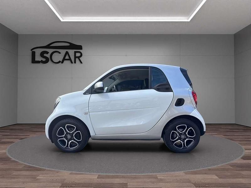 Usata Smart ForTwo Coupé Passion 71 CV (52 kW) 2015 Bianco Utilitaria
