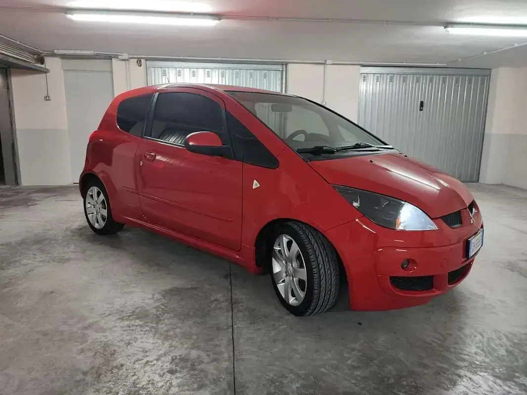 Usata Mitsubishi Colt 150 CV (110 kW) 2006 Berlina