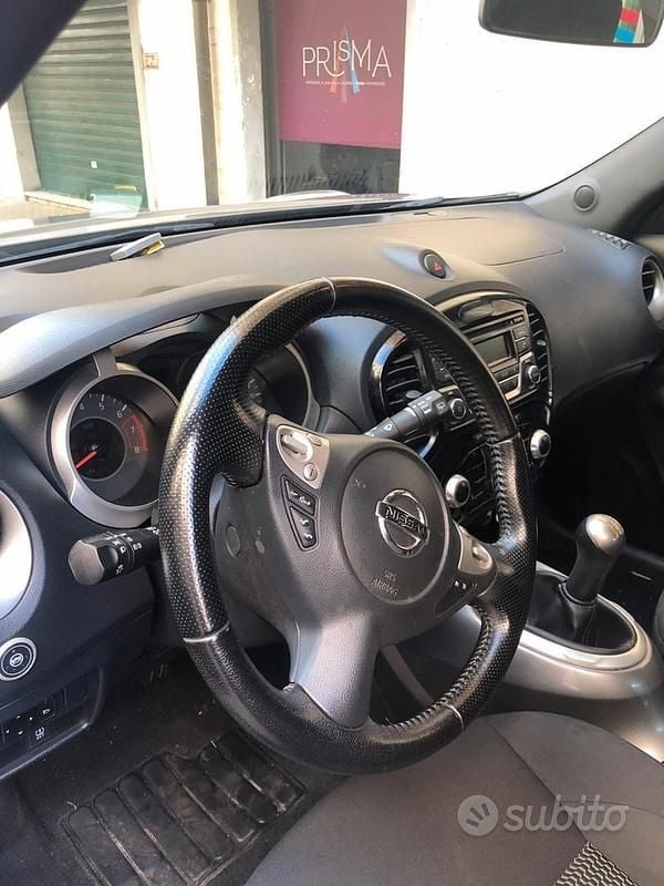 Usata Nissan Juke 110 CV (80 kW) 2017 Grigio SUV