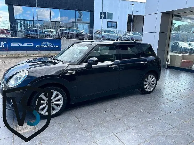 Usata Mini One Clubman Business 116 CV (85 kW) 2018 Nero Station wagon