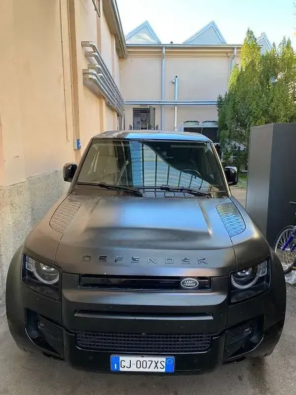 Usata Land Rover Defender 249 CV (183 kW) 2022 Nero SUV